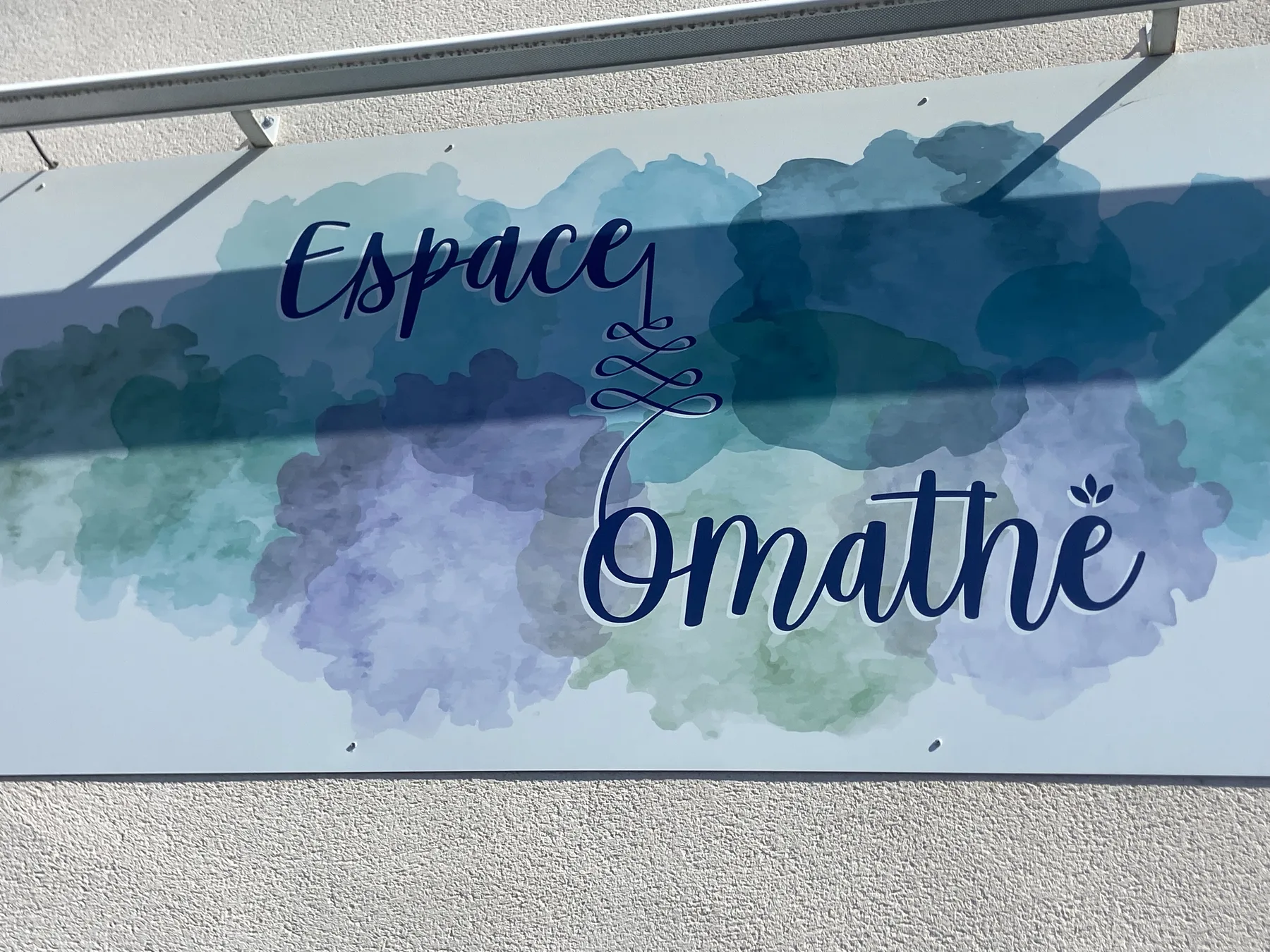 L’enseigne de l’Espace Omathé